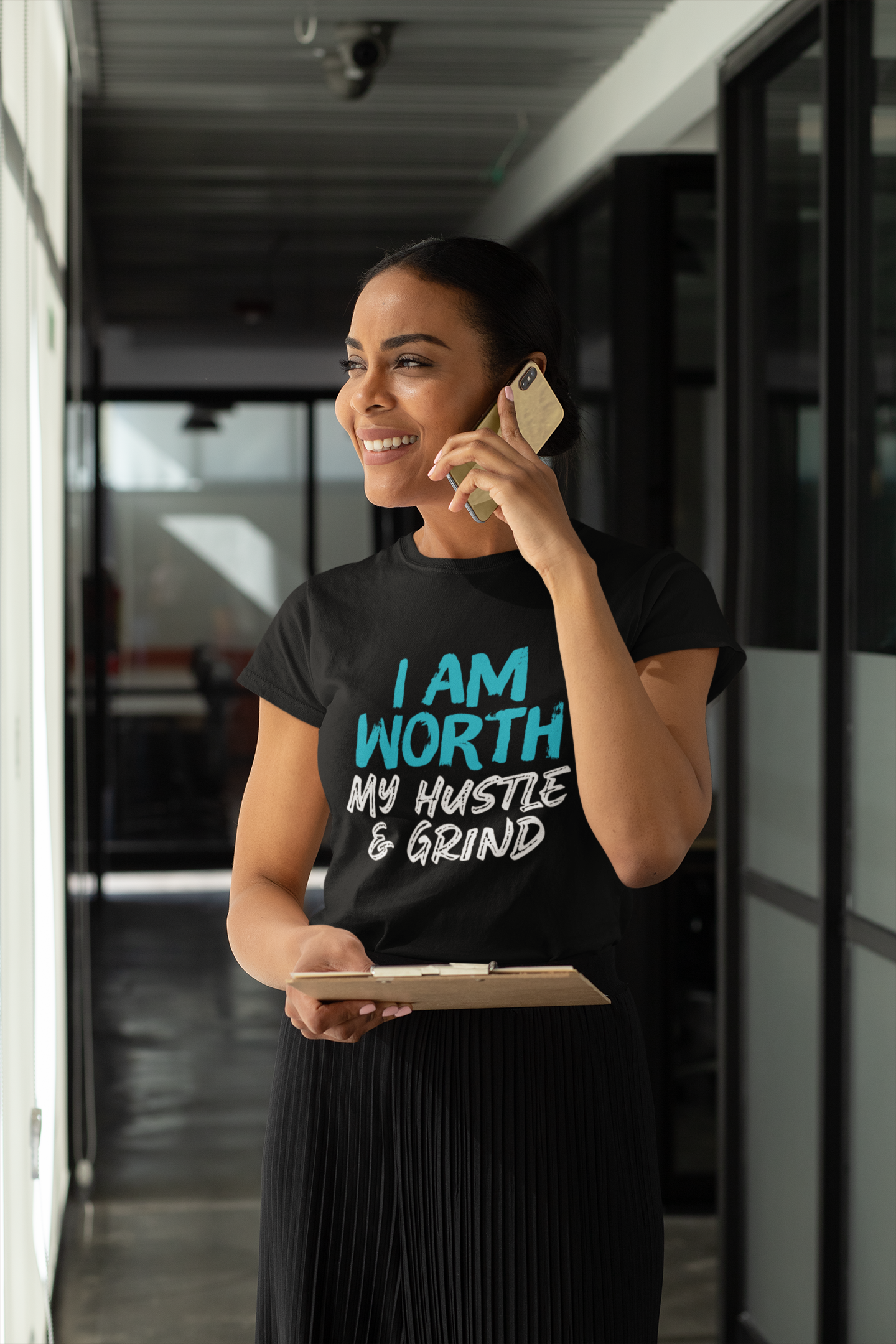 I AM Worth My Hustle & Grind Women's T-Shirt (Black) I AM Worth My Hustle & Grind Women's T-Shirt (Black)